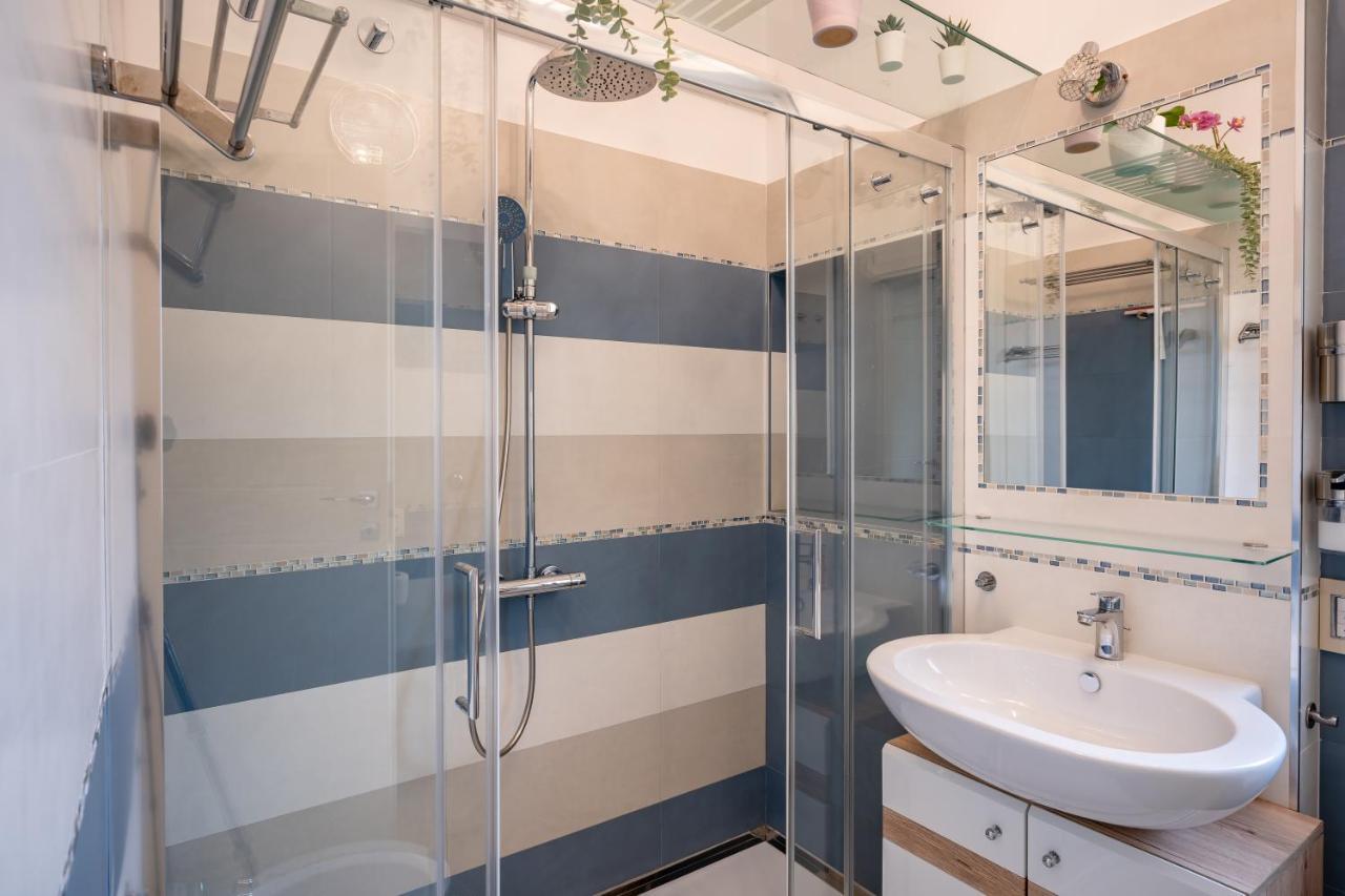 Kalbia Apartment Or Rooms Renovated, Functional, Intimate And More Cagliari Extérieur photo